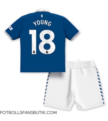 Everton Ashley Young #18 Replika Hemmatröja Barn 2023-24 Kortärmad (+ Korta byxor)